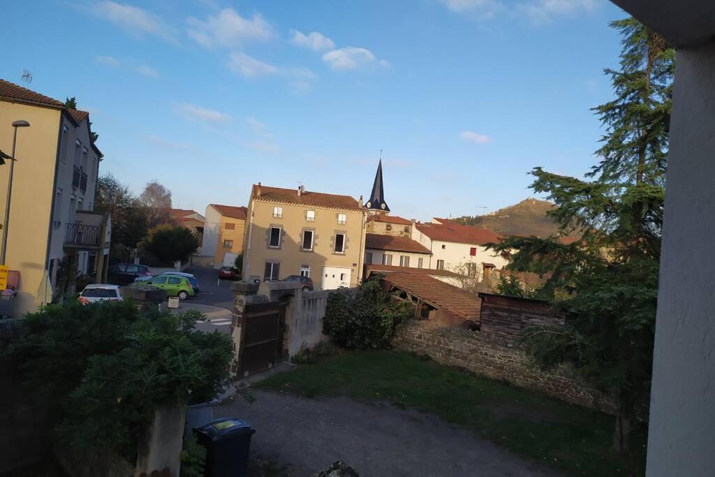 Chez Fabienne T2 Apartment Le Breuil-sur-Couze Exterior photo